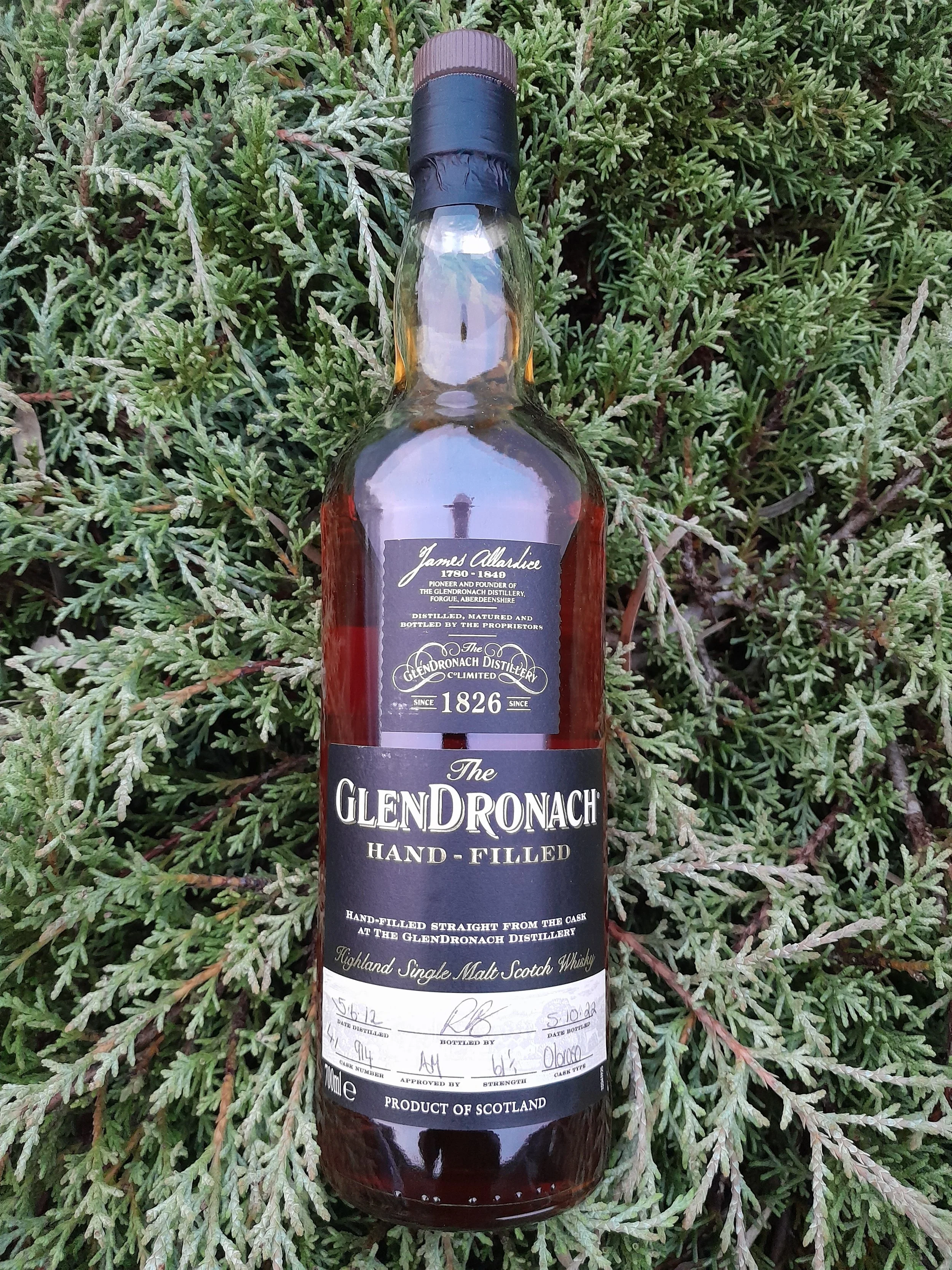 The GlenDronach ハンドフィルドウイスキー Glendronach Distillery Hand-fill — Dramface